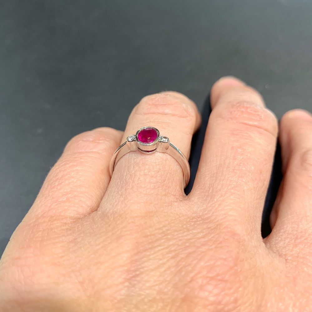 SOLD!!!!Natural Gem Ruby & Diamond 18 KT Custom Made Ring - Picture 4 of 8